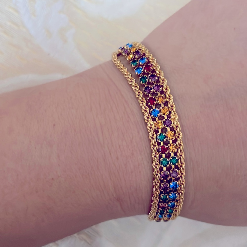 Multicolored Rhinestones bracelet gold tone